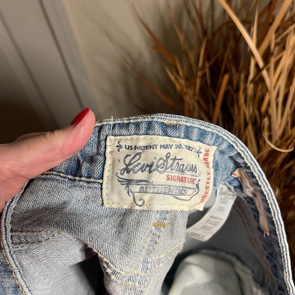 Levi Strauss signature women's denim short size 18 - Picture 7 of 11